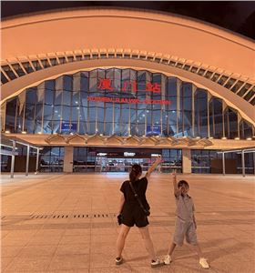 亞克力加工廠.jpg 亞克力加工廠.jpg